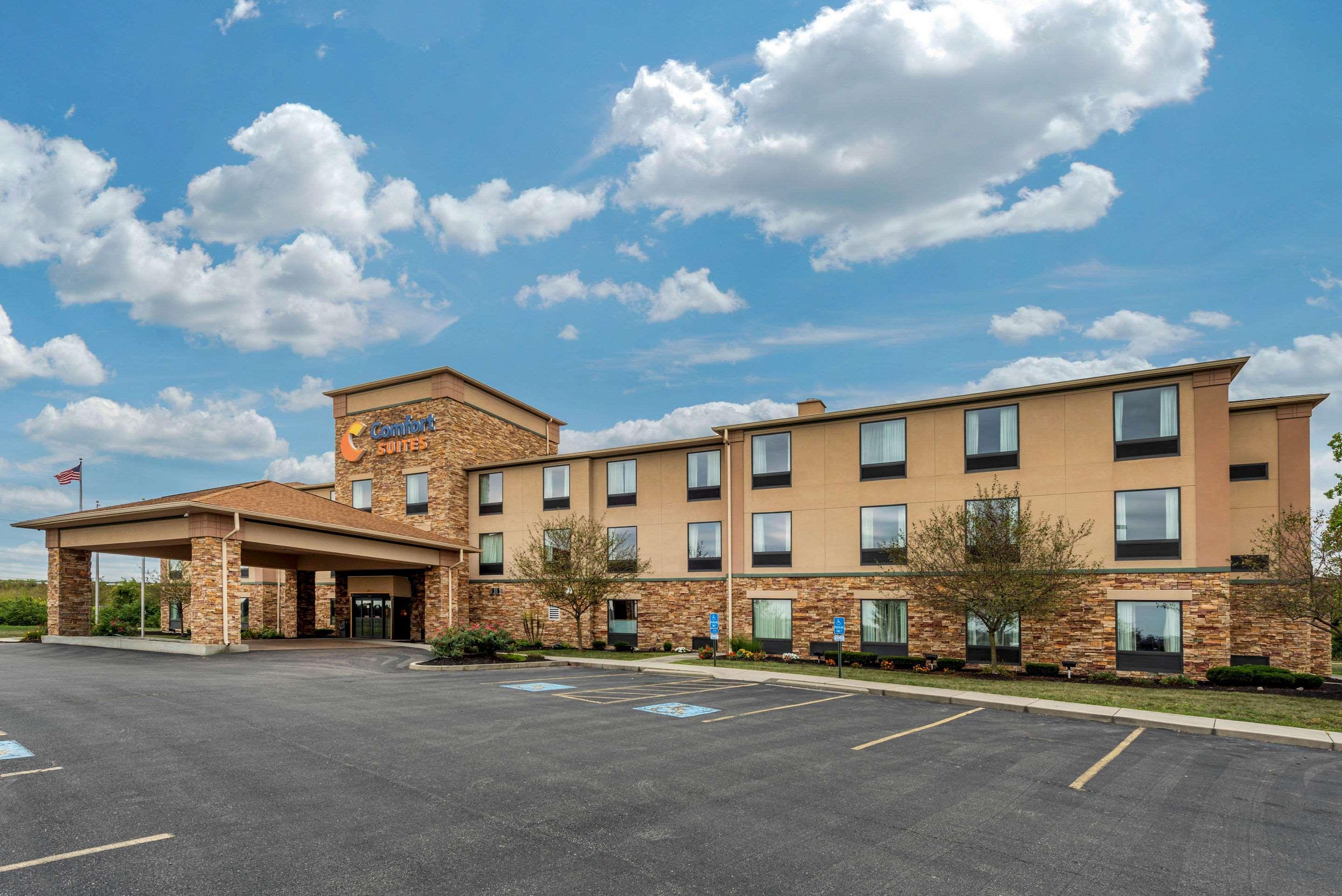 Comfort Suites Dayton-Wright Patterson Exterior photo